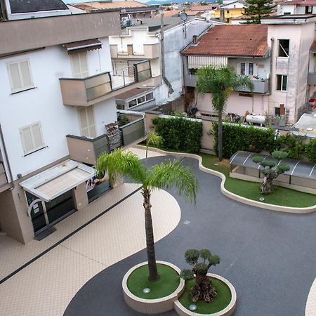 Casa Vacanza Lareggia Con Garage San Prisco Buitenkant foto