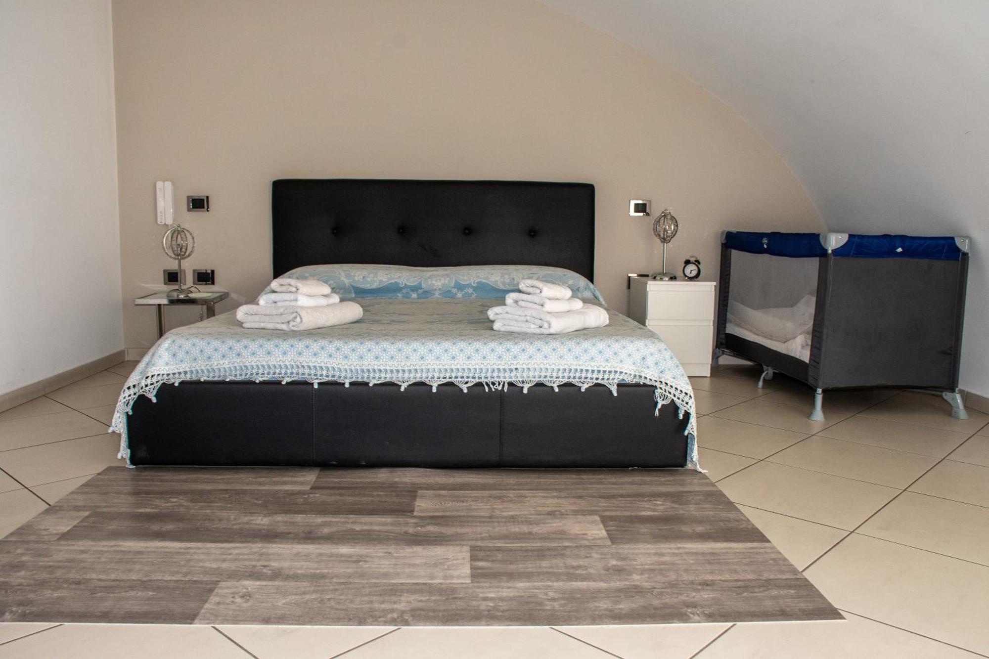 Casa Vacanza Lareggia Con Garage San Prisco Buitenkant foto